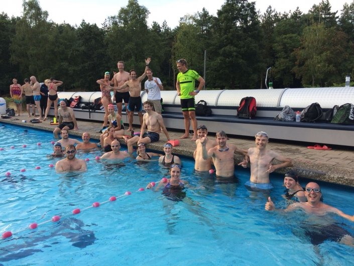 - UHTT triathlon training in het bosbad leersum 705x529 - Nieuws - UHTT triathlon training in het bosbad leersum 705x529 - Nieuws -