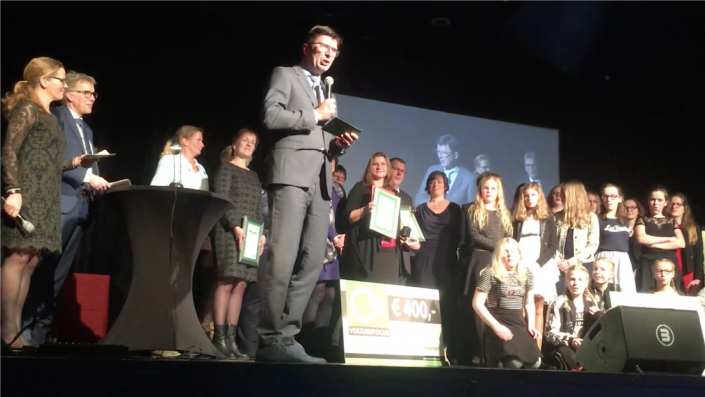 - Wethouder Henk Veldhuizen noemt UHTT op Sportgala 2018 705x397 - Nieuws -